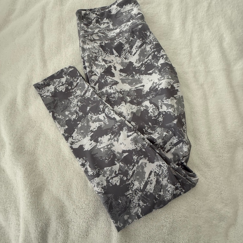 Champion Women's Gray and White Patterned Leggings